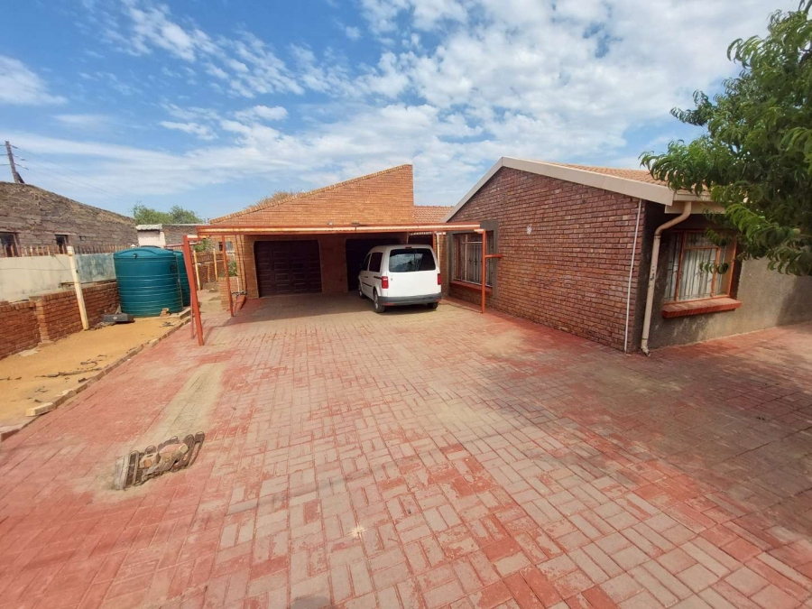 3 Bedroom Property for Sale in Brits North West